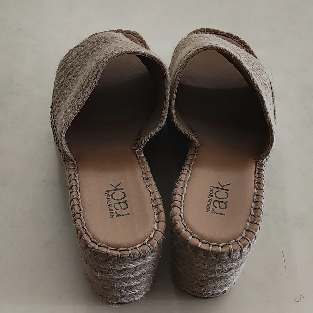 Nordstrom Rack wedges yarn woven slide size 8M